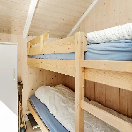 بيت للعطل Three-bedroom Holiday In Blavand 17 *
